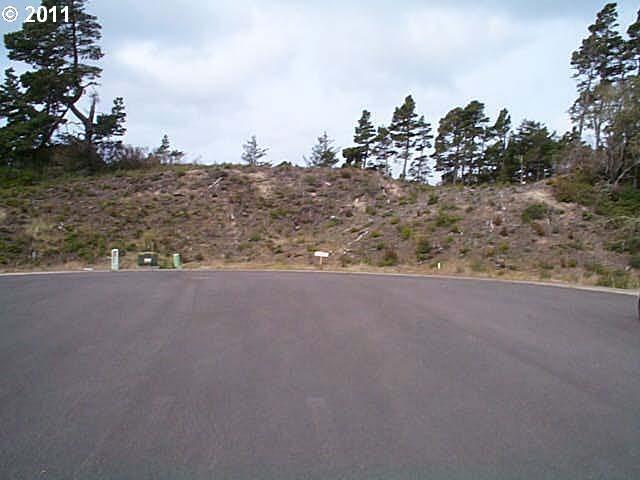 Fawn Ridge East, Unit 27 Florence, OR 97439 - Photo 8 of 10 Gallery Image 8