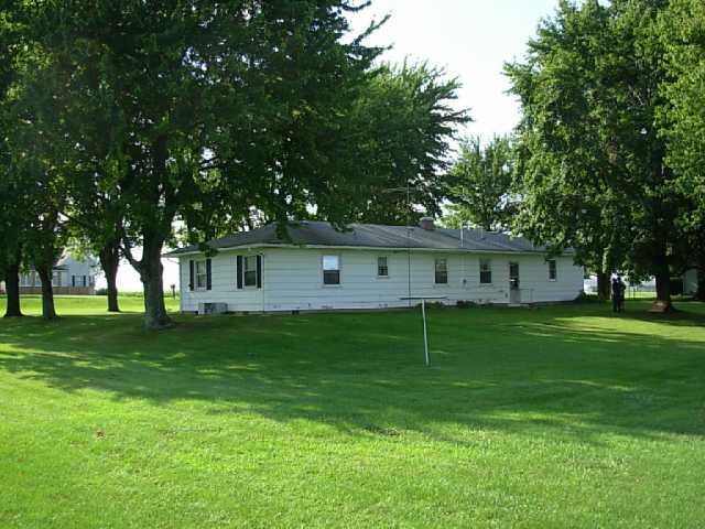 6421 South St Road Clay City, IN 47841 - Photo 2 of 9