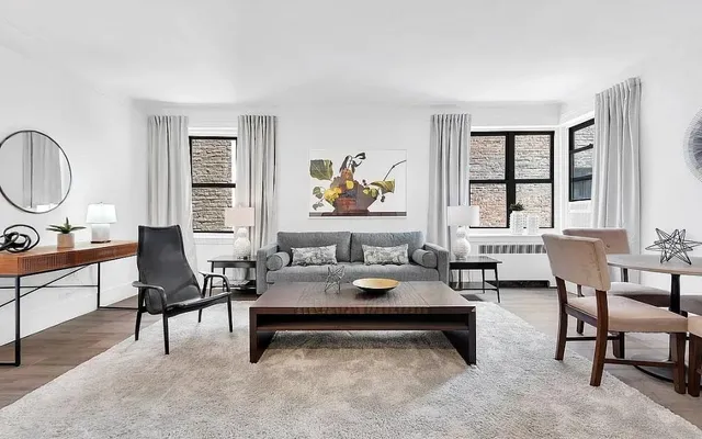 $180,000 | 3000 Valentine Avenue, Unit 2E | Bedford Park