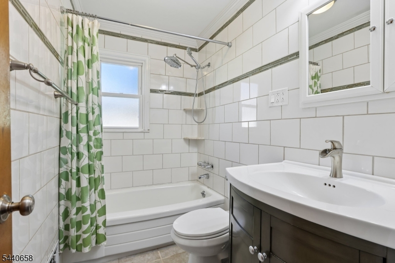 345 Trotting Road Union, NJ 07083 - Photo 36 of 43