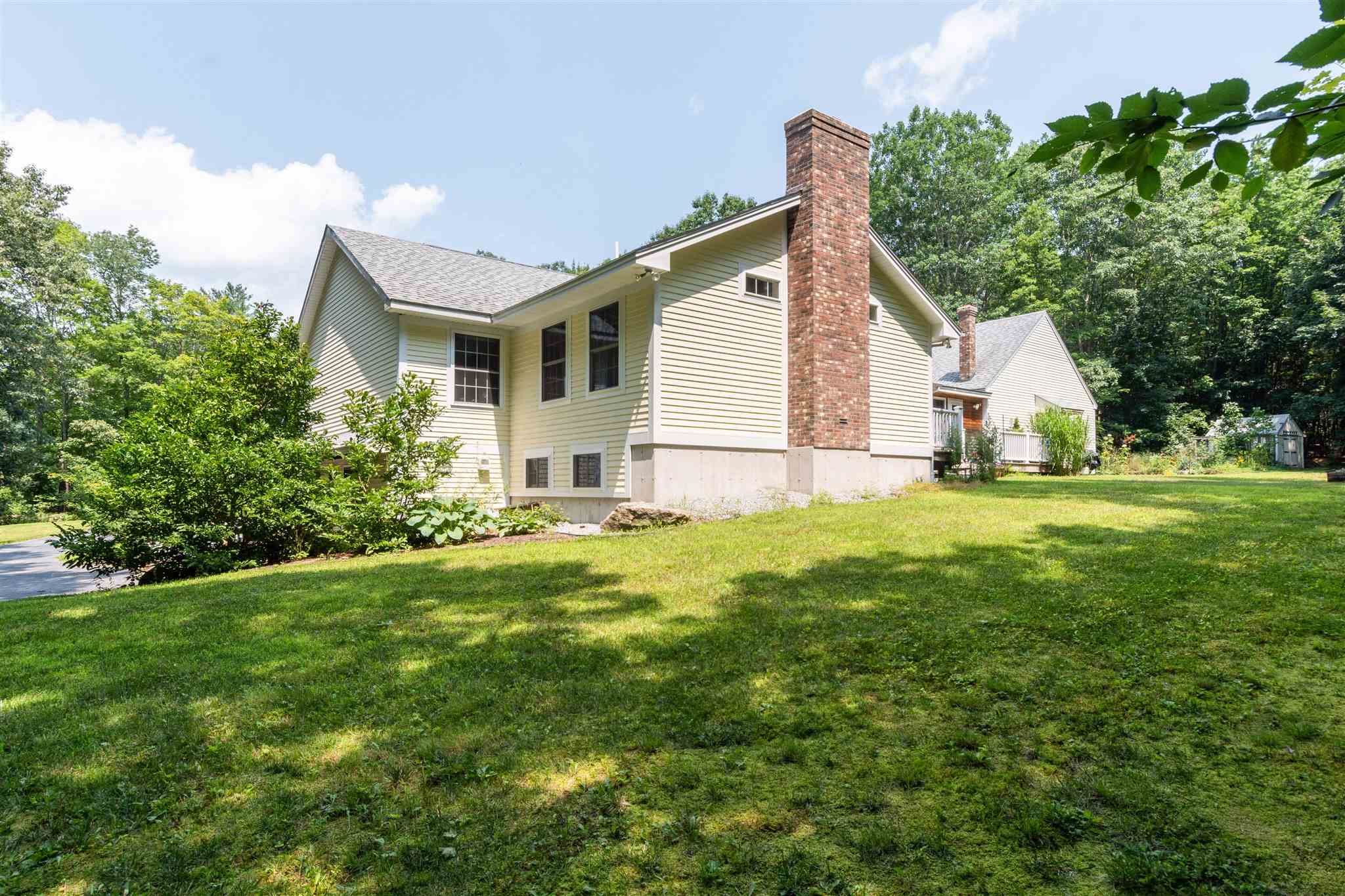 171 Lull Road New Boston, NH 03070 - Photo 7 of 26
