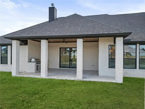 $729,000 | 7823 Luke Court, Bryan, TX 77808