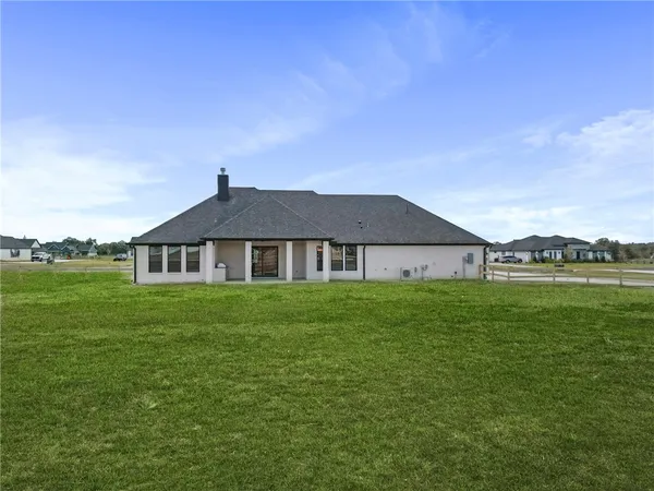 $729,000 | 7823 Luke Court, Bryan, TX 77808