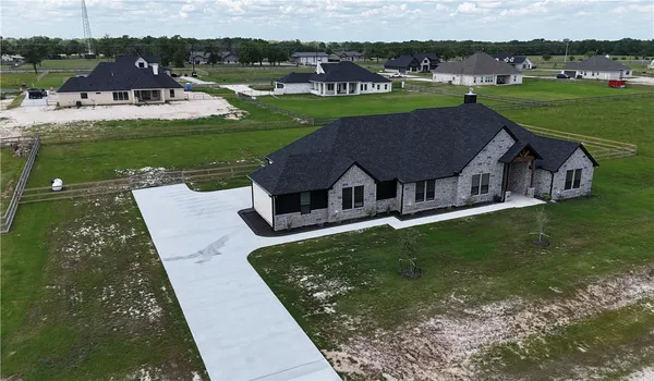 $729,000 | 7823 Luke Court, Bryan, TX 77808
