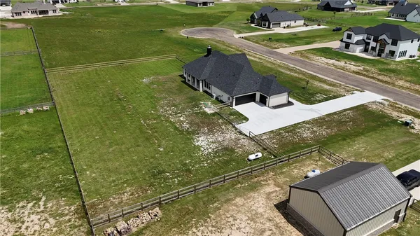 $729,000 | 7823 Luke Court, Bryan, TX 77808