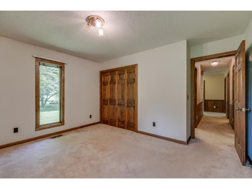 1049 Fall Creek Road Kingsport, TN 37664 - Photo 23 of 36 Photo 23