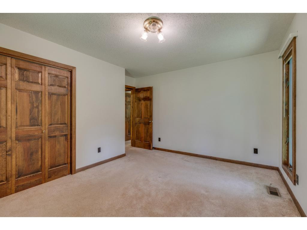 1049 Fall Creek Road Kingsport, TN 37664 - Photo 24 of 36 Photo 24