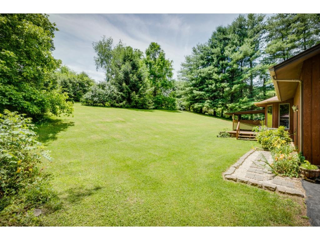 1049 Fall Creek Road Kingsport, TN 37664 - Photo 28 of 36 Photo 28