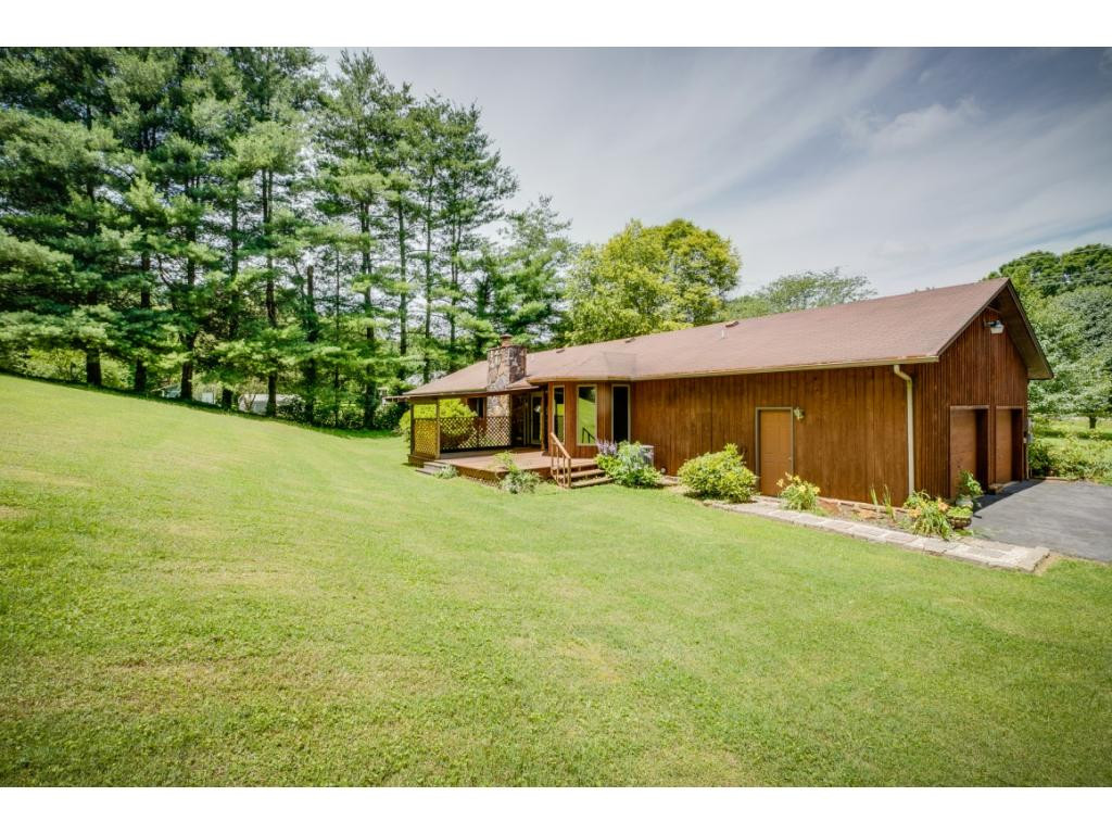 1049 Fall Creek Road Kingsport, TN 37664 - Photo 29 of 36 Photo 29