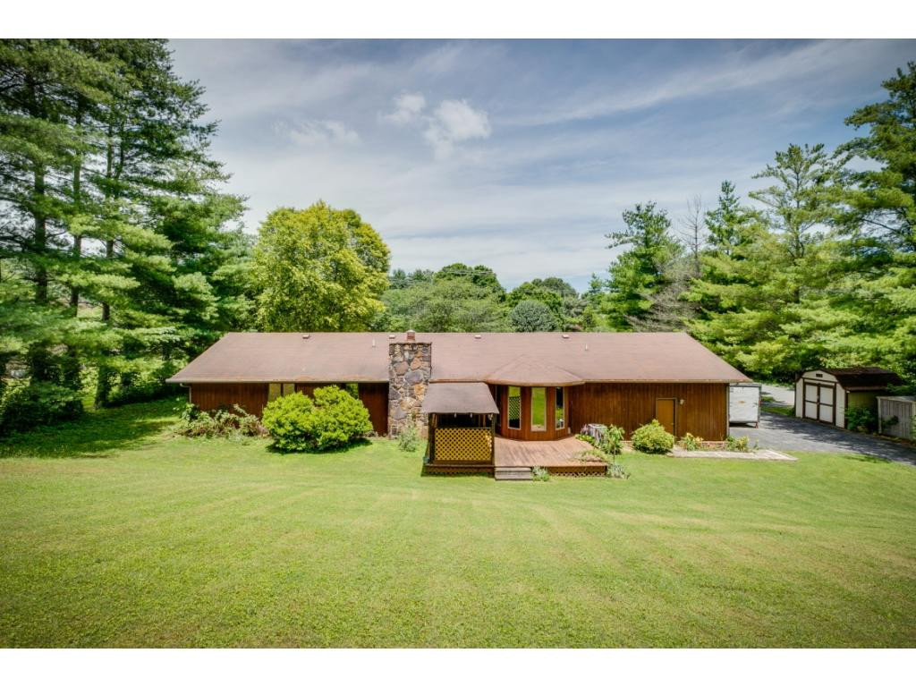 1049 Fall Creek Road Kingsport, TN 37664 - Photo 30 of 36 Photo 30