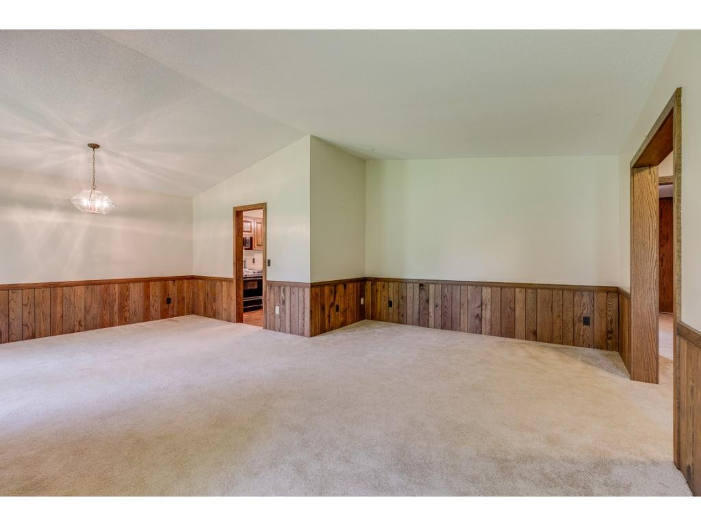 1049 Fall Creek Road Kingsport, TN 37664 - Photo 6 of 36 Photo 6