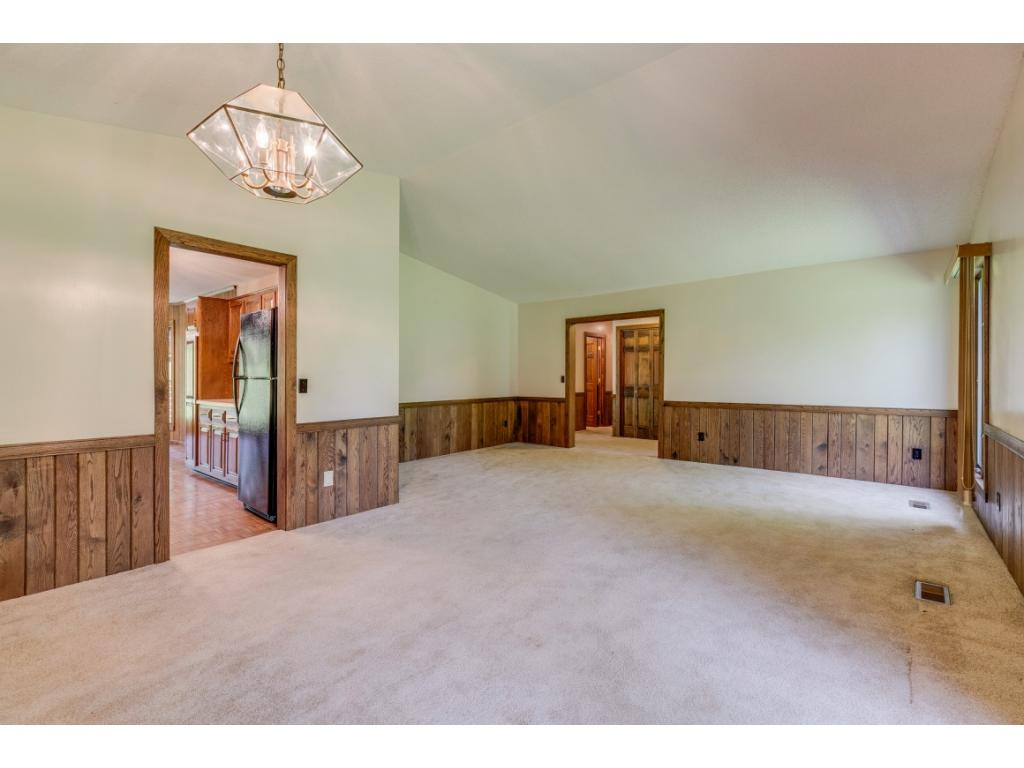 1049 Fall Creek Road Kingsport, TN 37664 - Photo 7 of 36 Photo 7