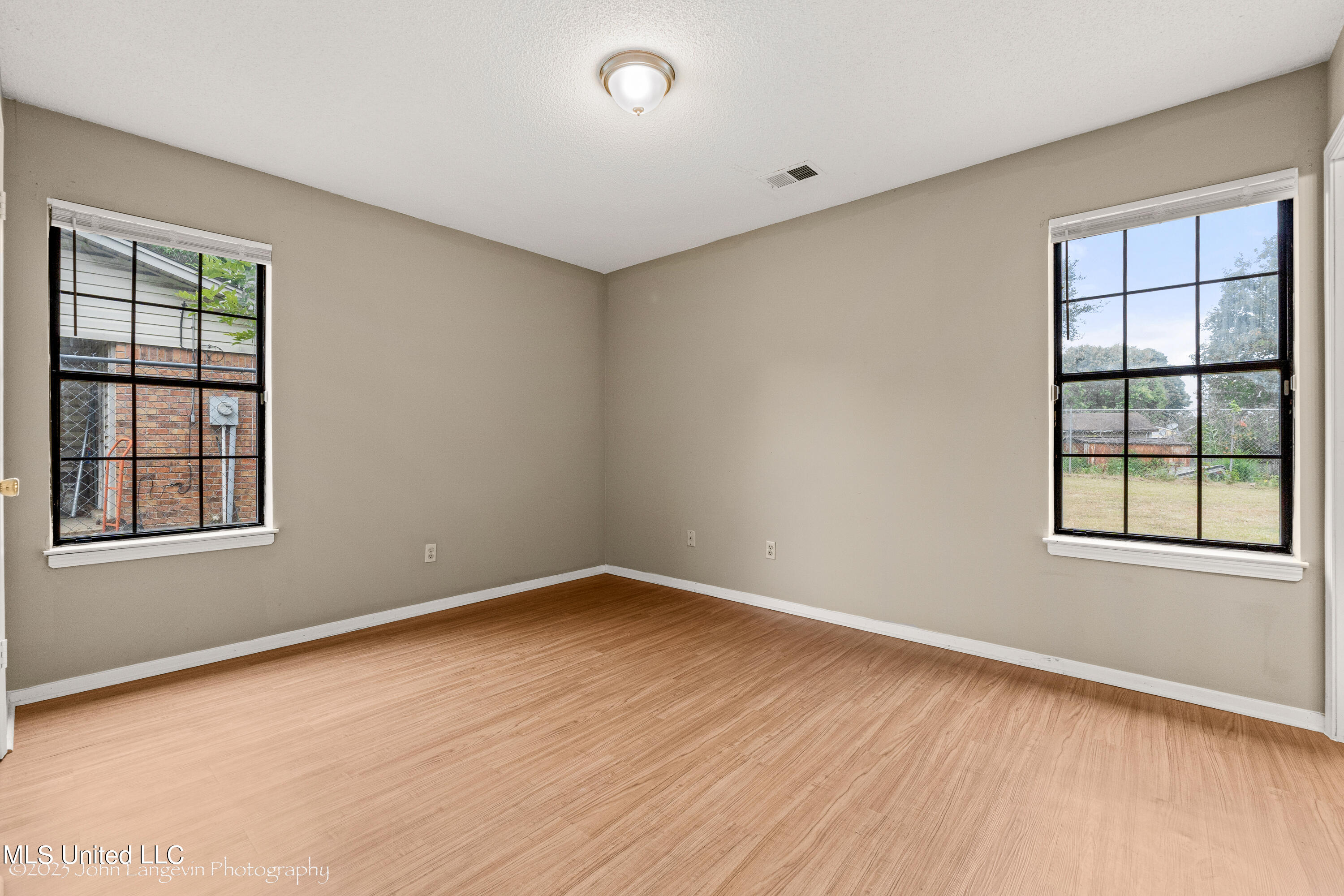 3450 Mayfair Road Horn Lake, MS 38637 - Photo 13 of 23 Master Bedroom