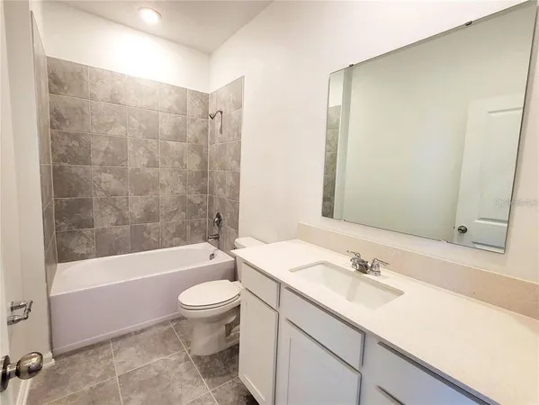 $2,300 | 170 Nine Iron Drive, Davenport, FL 33896