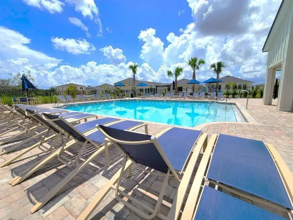 $2,300 | 170 Nine Iron Drive, Davenport, FL 33896