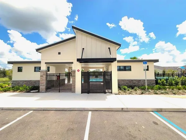 $2,300 | 170 Nine Iron Drive, Davenport, FL 33896