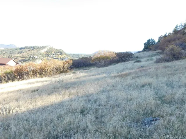 $199,900 | 5498 Country Club Drive, Larkspur, CO 80118