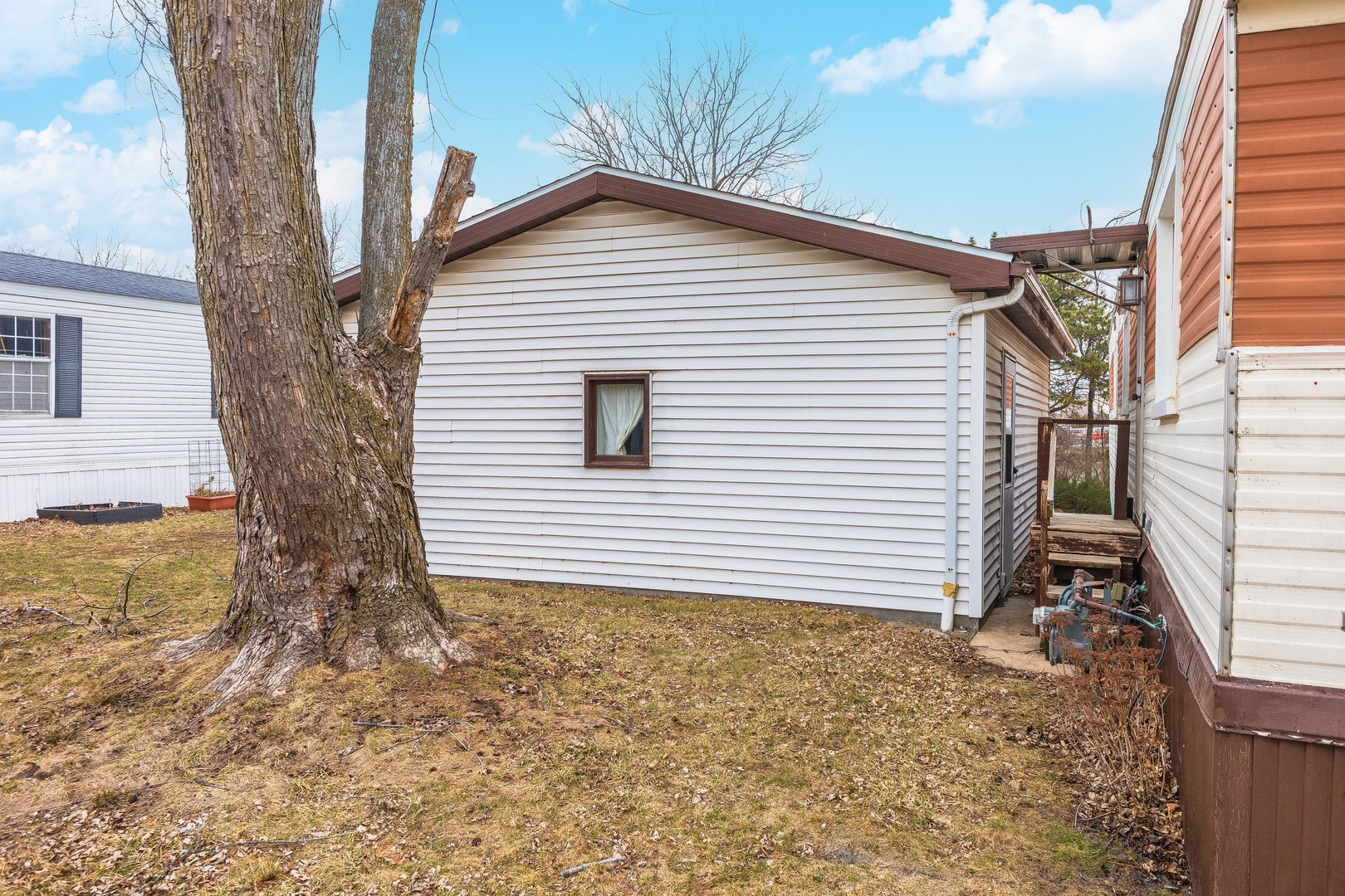 7 Oak Valley Road Bloomington, IL 61704 - Photo 25 of 27