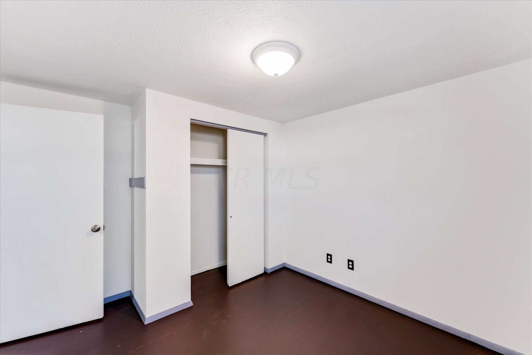 3760 Lynward Road Columbus, OH 43228 - Photo 12 of 30 Bed 1