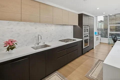 $2,150,000 | 1388 Kettner Boulevard, Unit 3005, San Diego, CA 92101