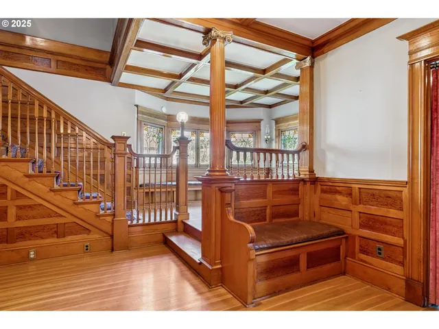 a view of entryway with a front door