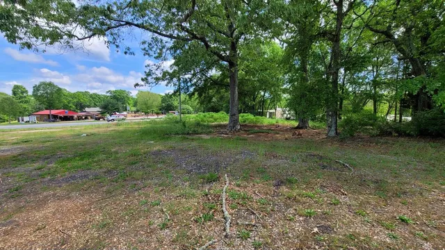 $489,900 | 3025 East Main St Extension, Spartanburg, SC 29307