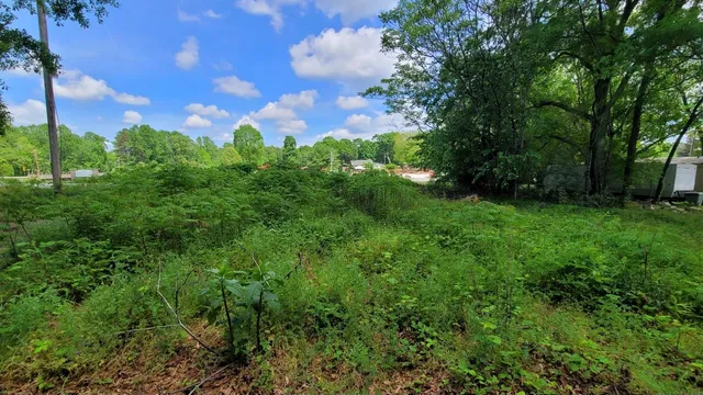 $489,900 | 3025 East Main St Extension, Spartanburg, SC 29307