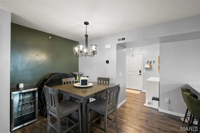 $237,500 | 223 Bordeaux Way, Unit 223, St. Peters, MO 63376