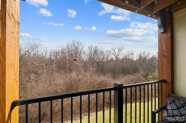 $237,500 | 223 Bordeaux Way, Unit 223, St. Peters, MO 63376