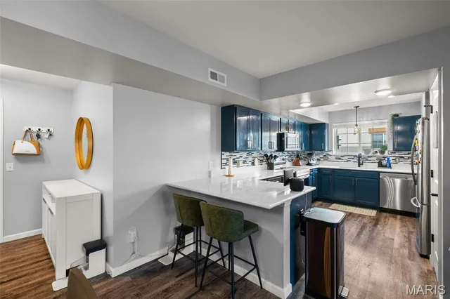 $237,500 | 223 Bordeaux Way, Unit 223, St. Peters, MO 63376