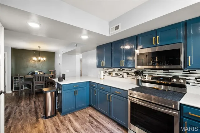 $237,500 | 223 Bordeaux Way, Unit 223, St. Peters, MO 63376