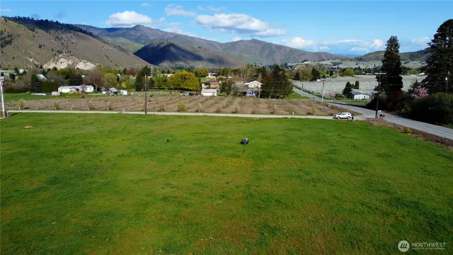 $425,000 | 0 Pioneer Avenue, Cashmere, WA 98815