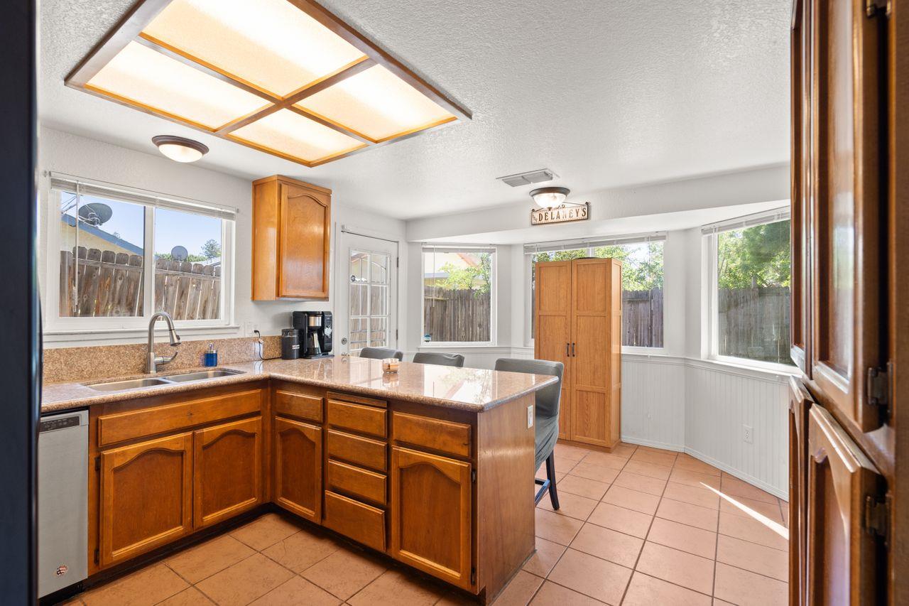 6310 Calvine Road Sacramento, CA 95823 - Photo 9 of 21 Gallery Image 9