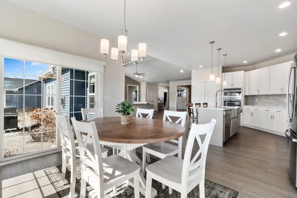 $1,100,000 | 560 North Boulder Ridge Drive, Lake Geneva, WI 53147