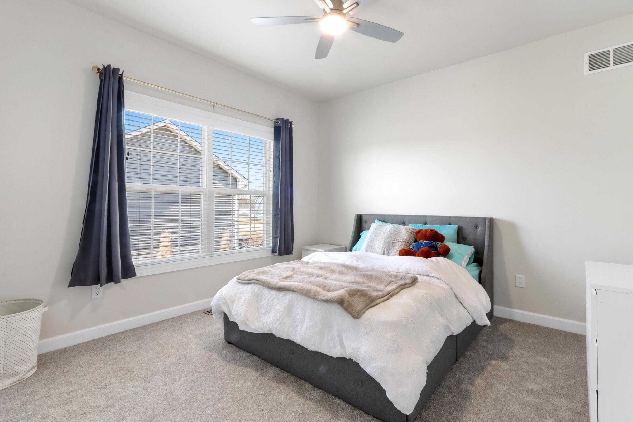 560 North Boulder Ridge Drive Lake Geneva, WI 53147 - Photo 24 of 61 Bedroom 3