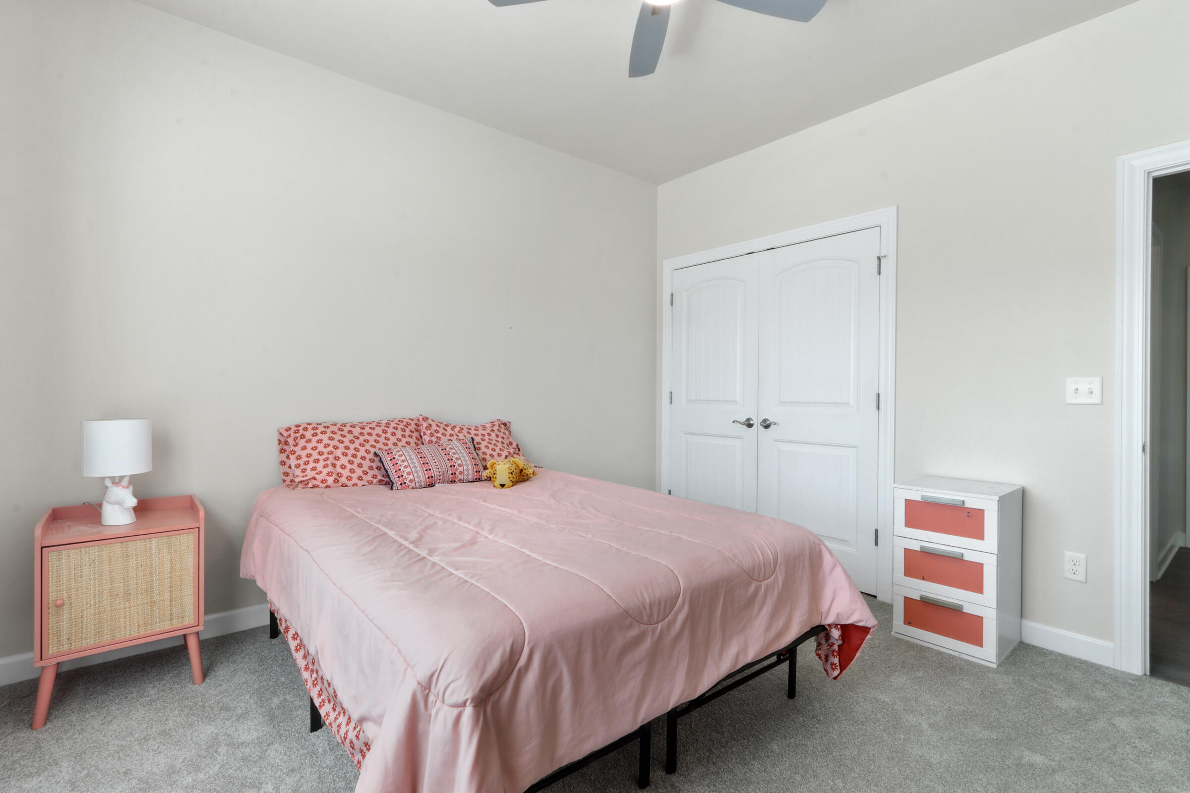 560 North Boulder Ridge Drive Lake Geneva, WI 53147 - Photo 28 of 61 Bedroom 4
