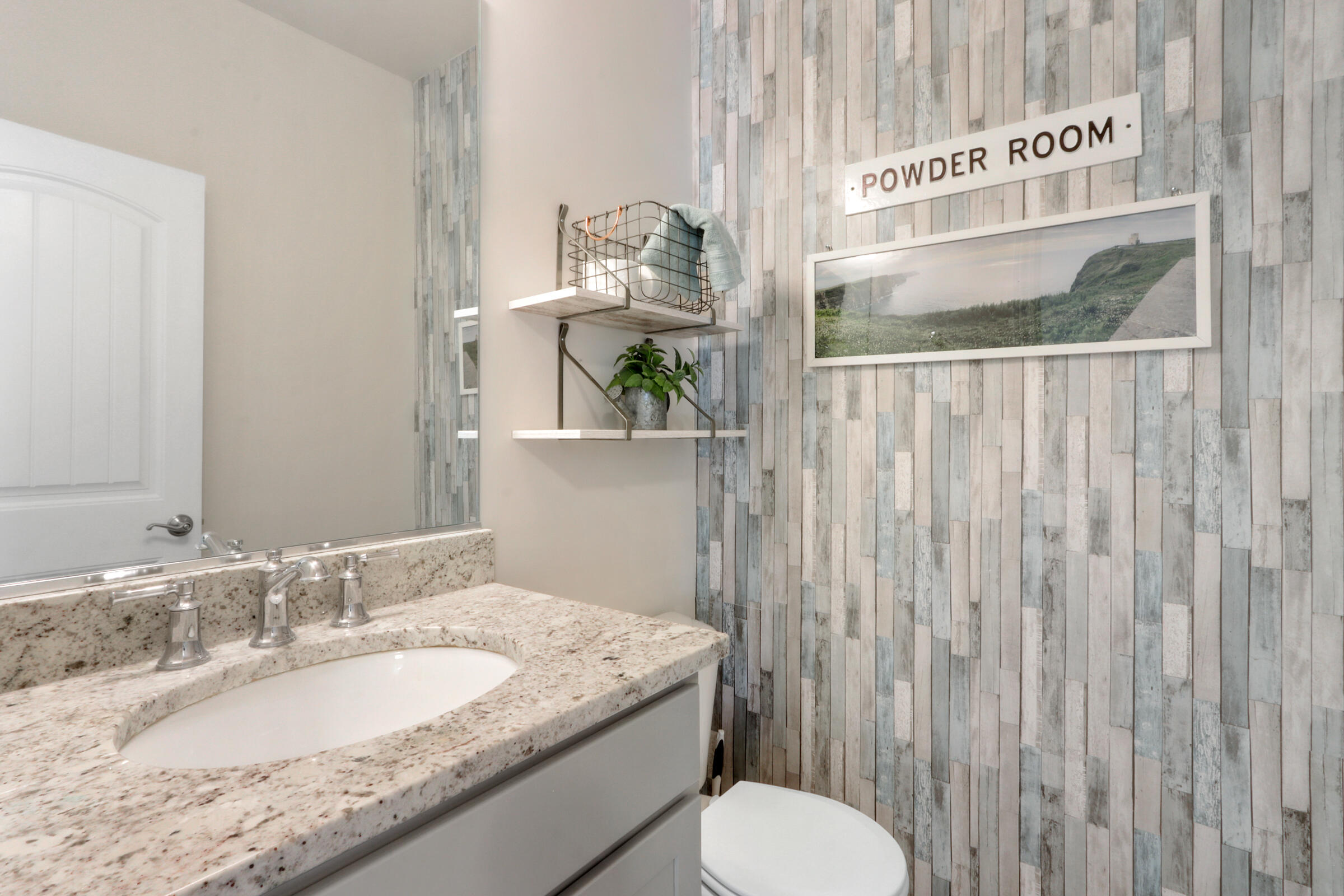 560 North Boulder Ridge Drive Lake Geneva, WI 53147 - Photo 29 of 61 first floor 1/2 bath