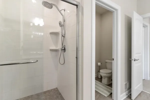 $1,100,000 | 560 North Boulder Ridge Drive, Lake Geneva, WI 53147