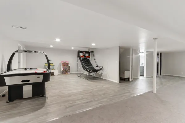 $1,100,000 | 560 North Boulder Ridge Drive, Lake Geneva, WI 53147