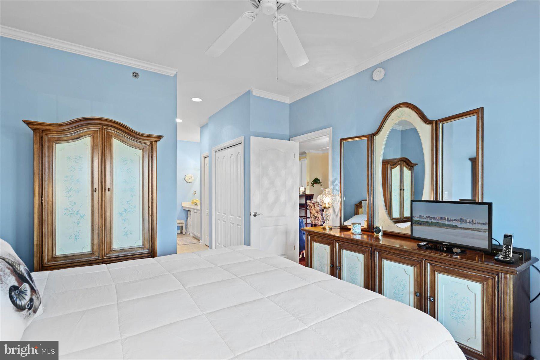 30413 Cedar Neck Road, Unit 309 Ocean View, DE 19970 - Photo 20 of 53 Owner's Bedroom