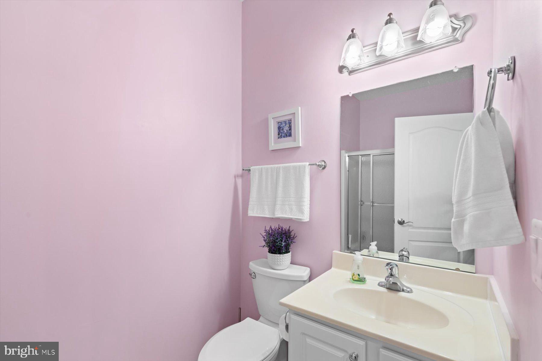 30413 Cedar Neck Road, Unit 309 Ocean View, DE 19970 - Photo 23 of 53 Owner's Bath