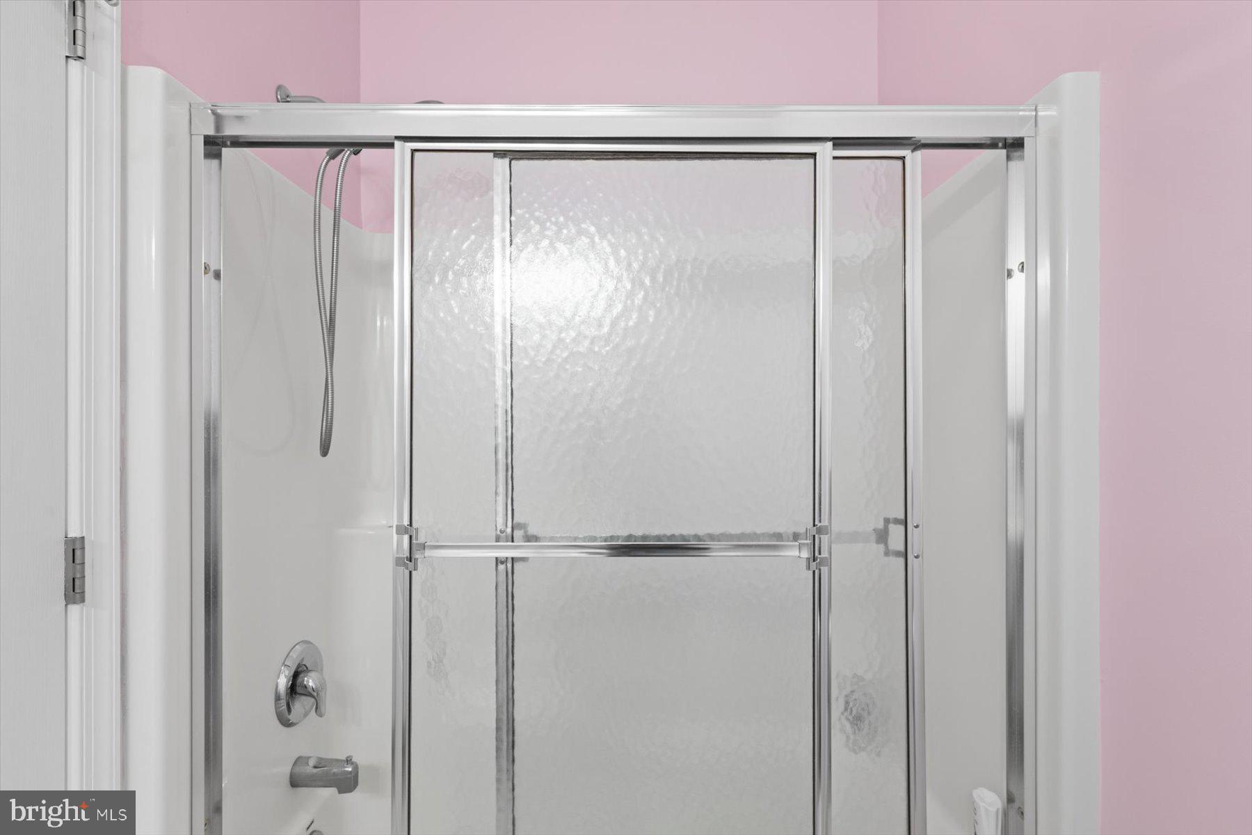 30413 Cedar Neck Road, Unit 309 Ocean View, DE 19970 - Photo 24 of 53 Owner's Bath