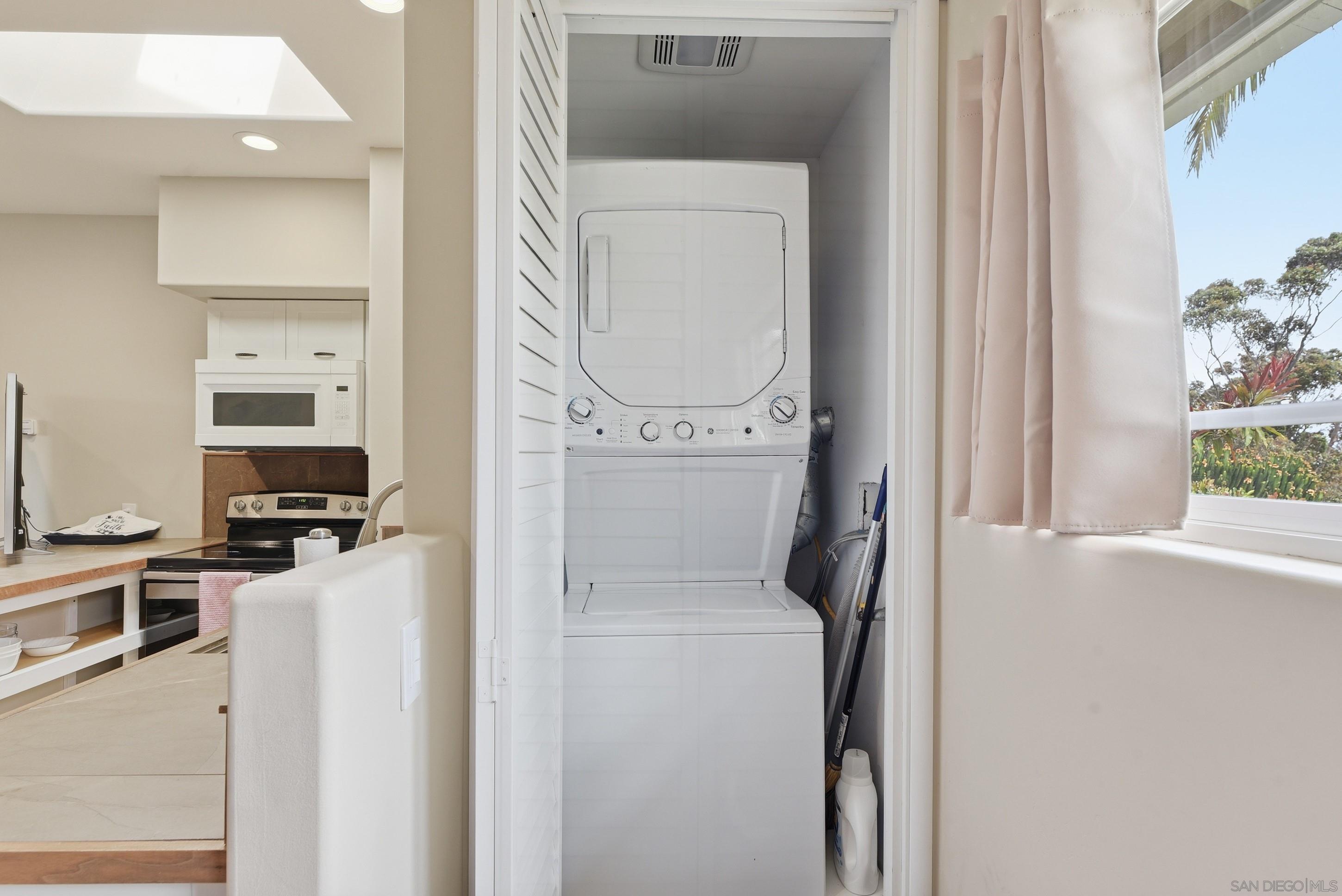 2275 Cameo Road Carlsbad, CA 92008 - Photo 46 of 60