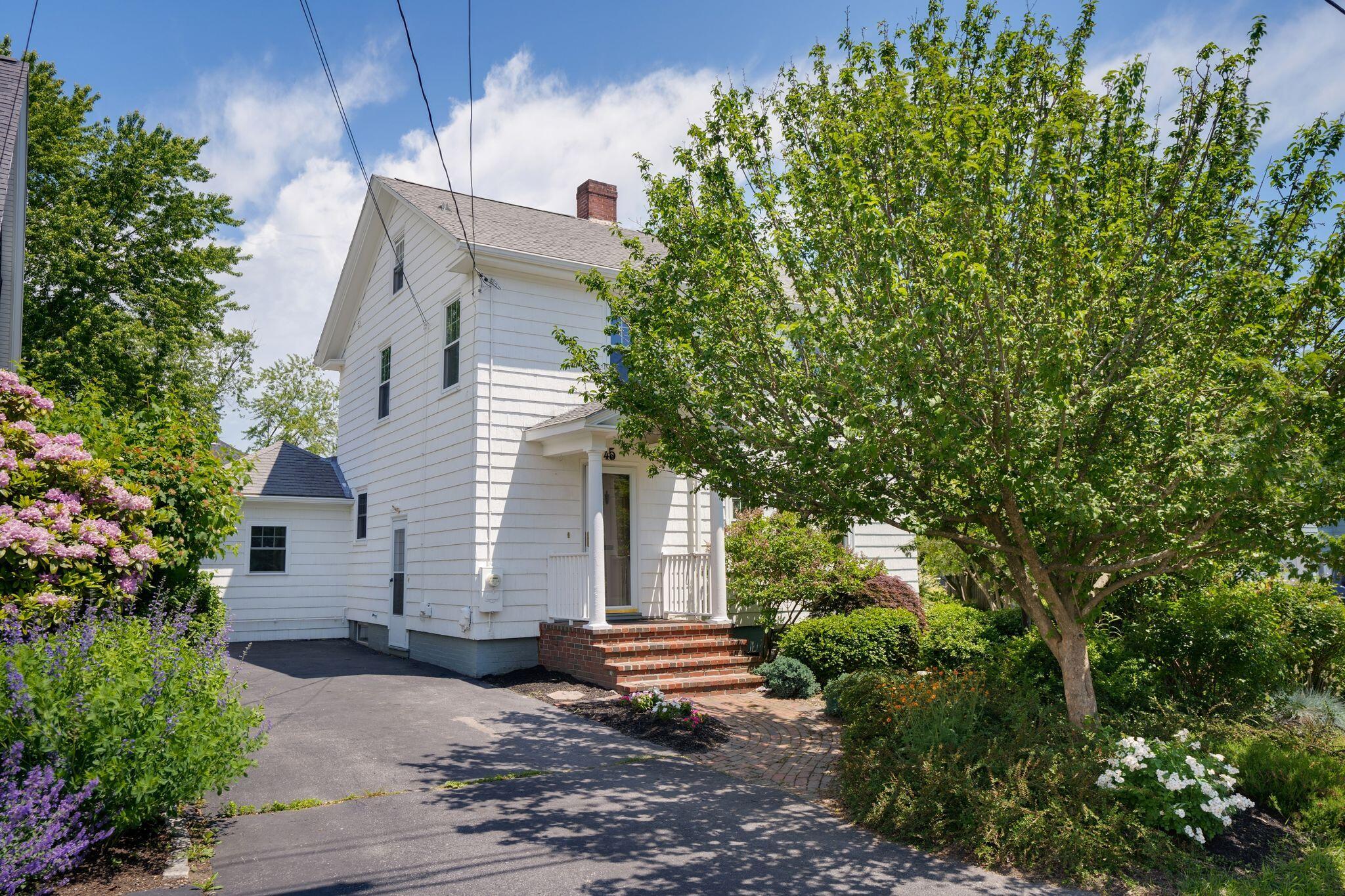 45 Wellington Road Portland, ME 04103 - Photo 2 of 43 Front Exterior