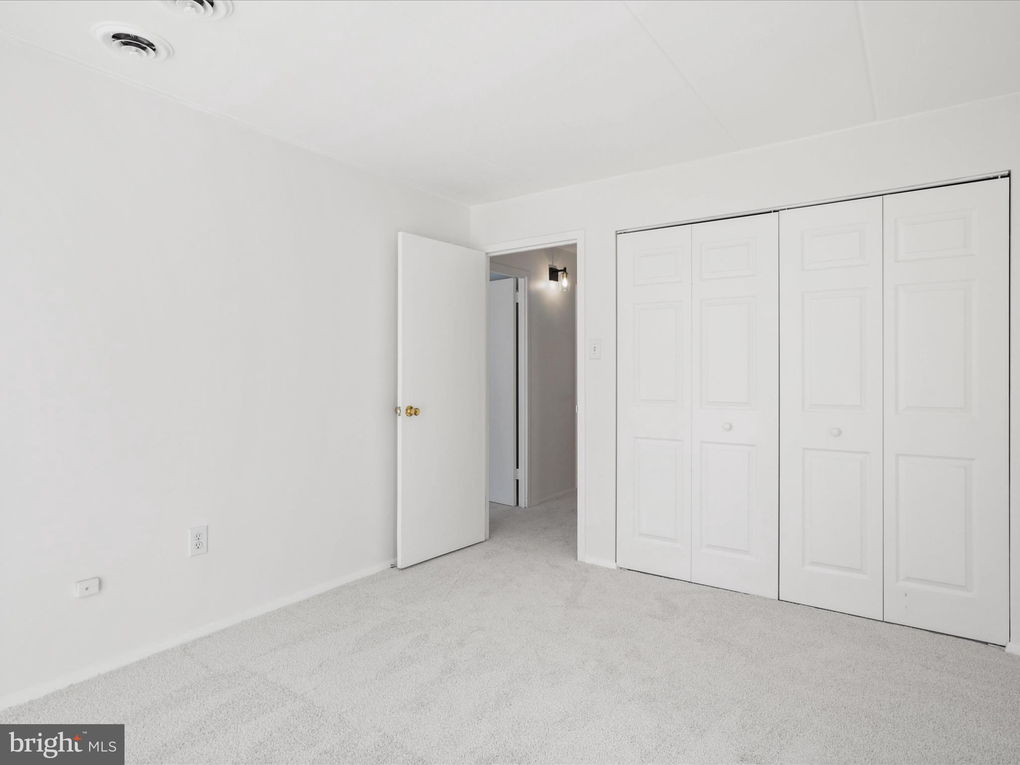 2626 Fort Farnsworth Road, Unit 202 Alexandria, VA 22303 - Photo 16 of 28