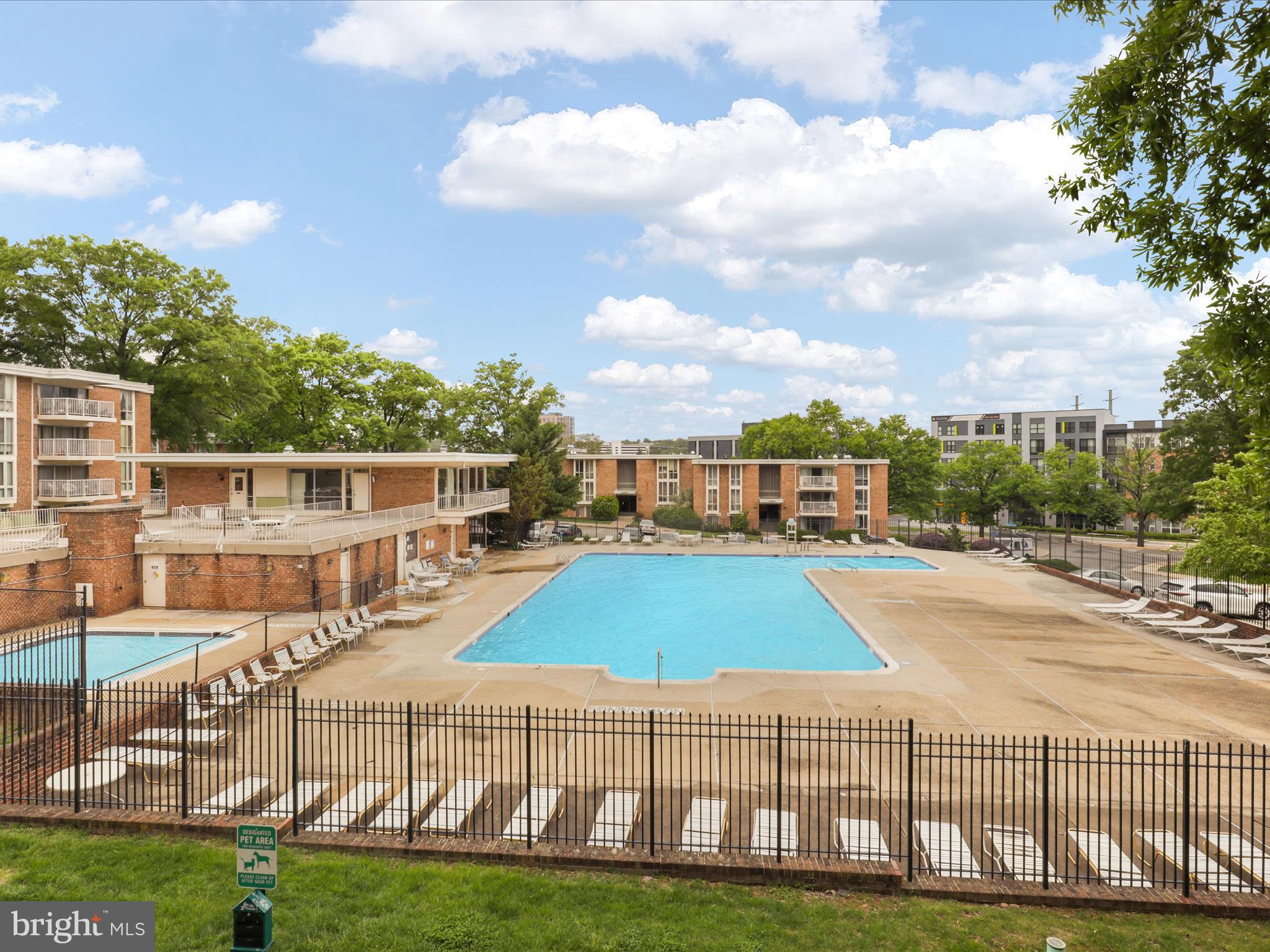 2626 Fort Farnsworth Road, Unit 202 Alexandria, VA 22303 - Photo 20 of 28