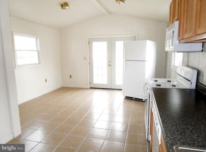 3718 East Joppa Road Nottingham, MD 21236 - Photo 7 of 10 Kitchen #2