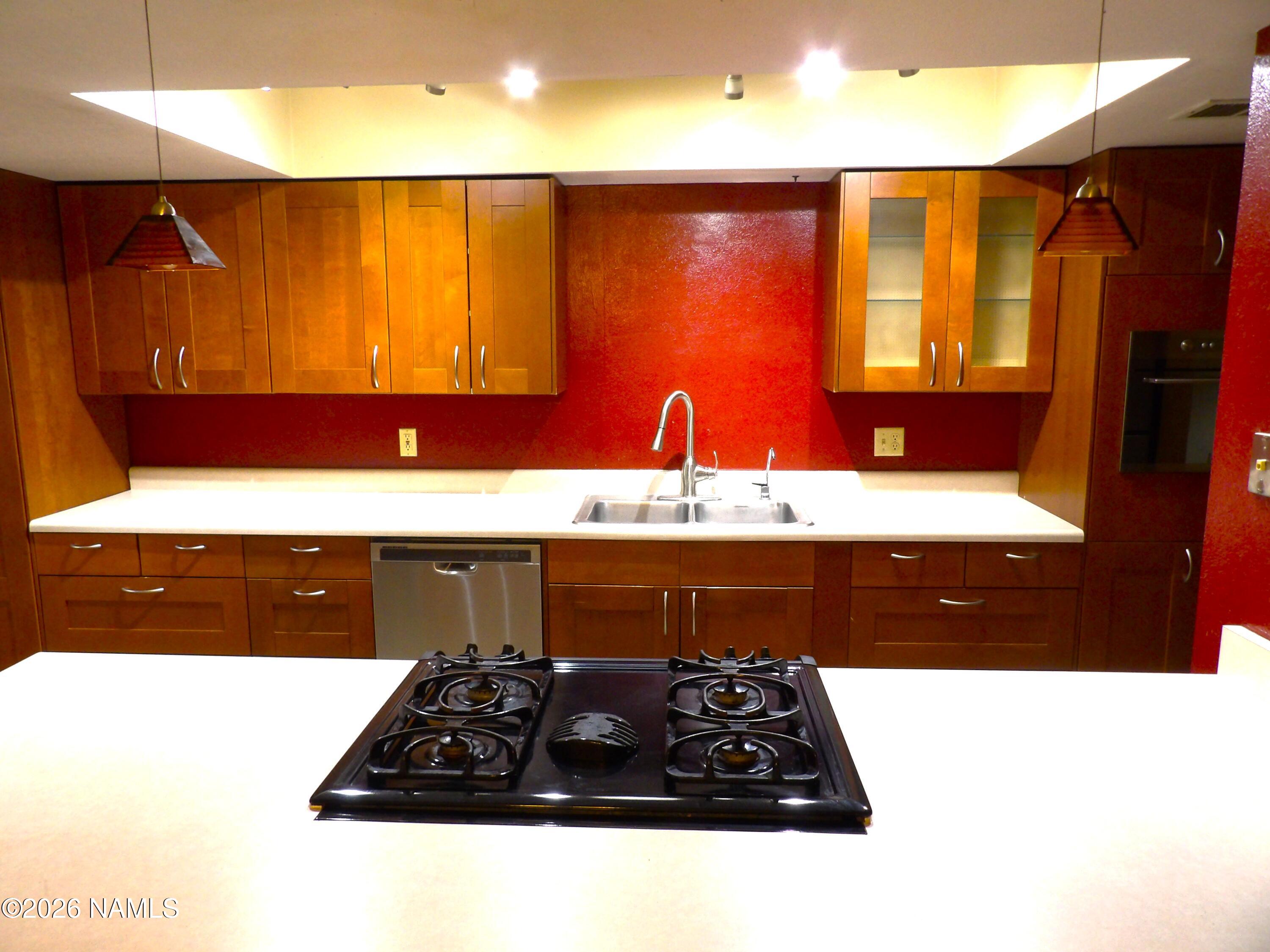 5901 North Mountaineer Road Flagstaff, AZ 86004 - Photo 5 of 17 Kitchen 2