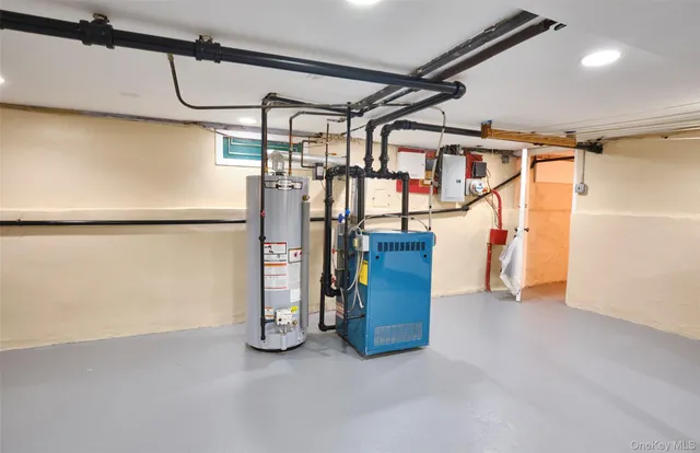 $899,900 | 109-15 200th Street | Hollis