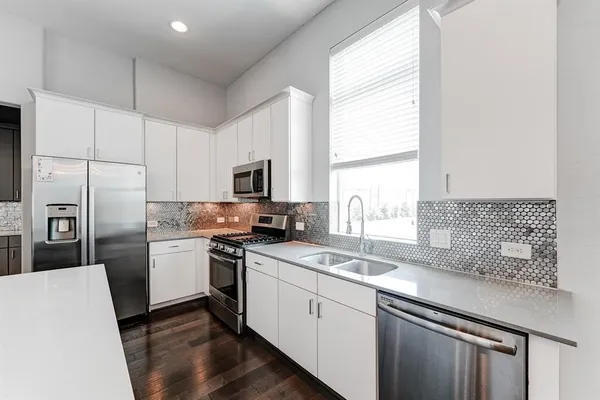 $3,500 | 8409 Hempstead Road, Unit A, Houston, TX 77008